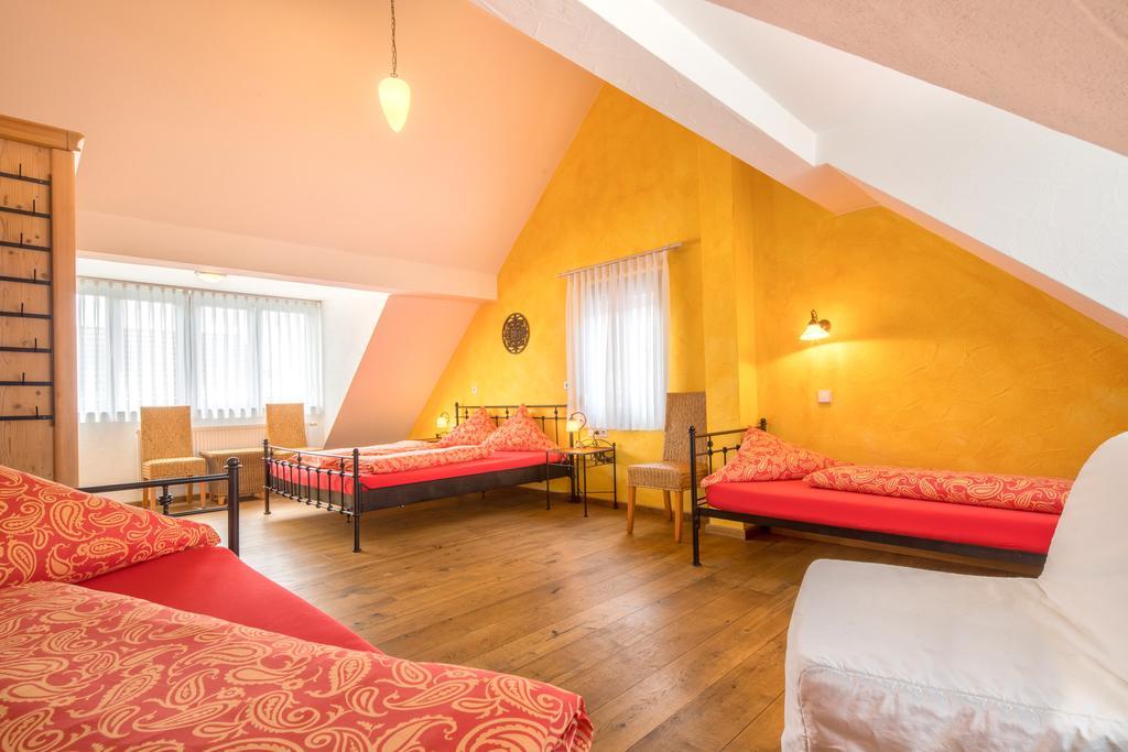 Arndt Hotel Garni Rust Exterior photo